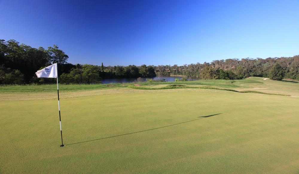 Riverside Oaks Golf Resort Cattai Exterior photo