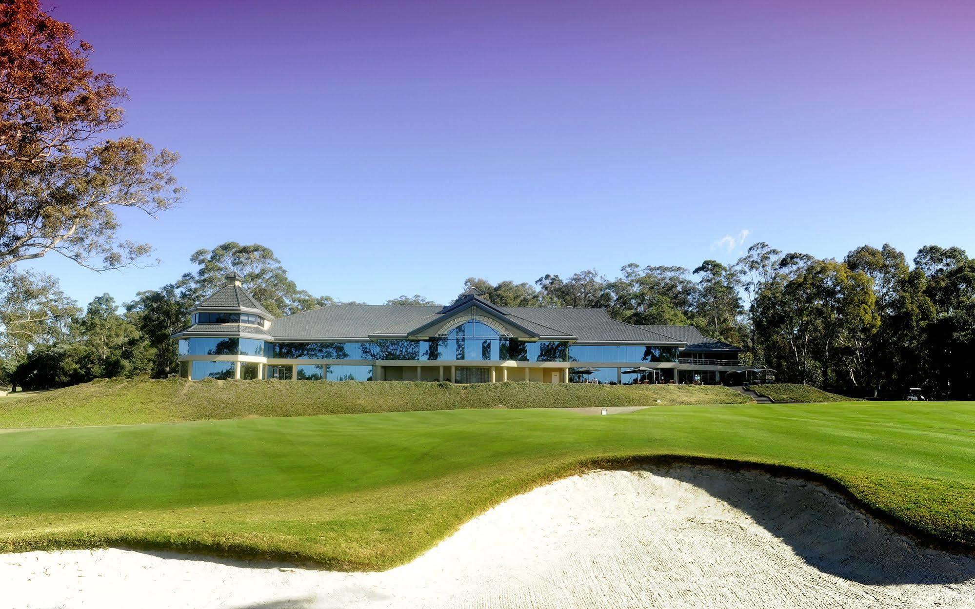 Riverside Oaks Golf Resort Cattai Exterior photo